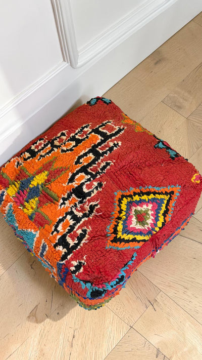 Pouf berbère vintage en laine naturelle – Fait main - 010