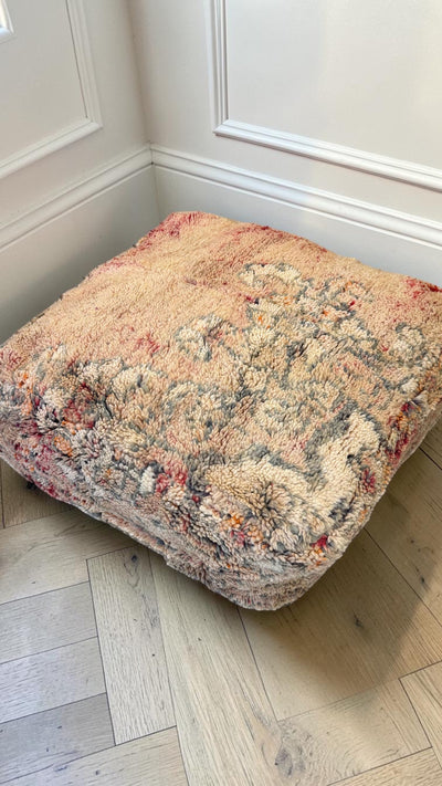 Pouf berbère vintage en laine naturelle – Fait main - 039