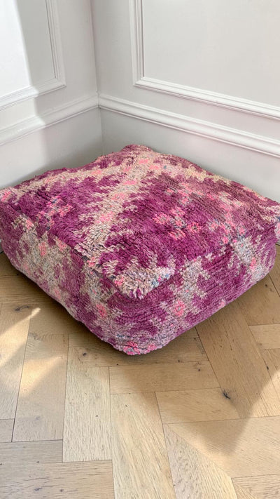 Pouf berbère vintage en laine naturelle – Fait main - 041