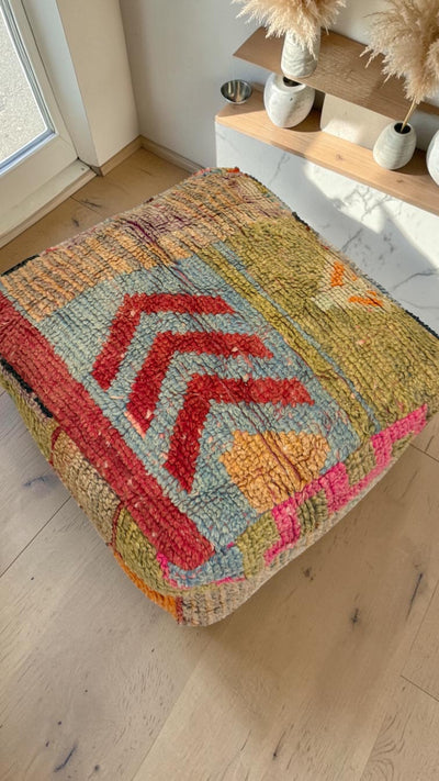 Pouf berbère vintage en laine naturelle – Fait main - 044