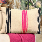 Coussin berbère vintage en laine naturelle 002