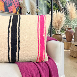 Coussin berbère vintage en laine naturelle 015