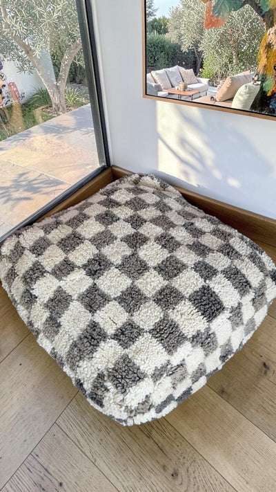 Pouf berbère vintage en laine naturelle – Fait main - 021